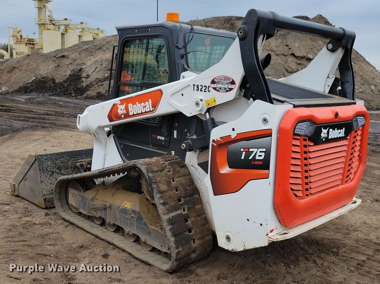 image for item DR4268 2022 Bobcat T76 tracked skid steer loader