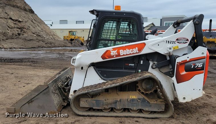 image for item DR4268 2022 Bobcat T76 tracked skid steer loader