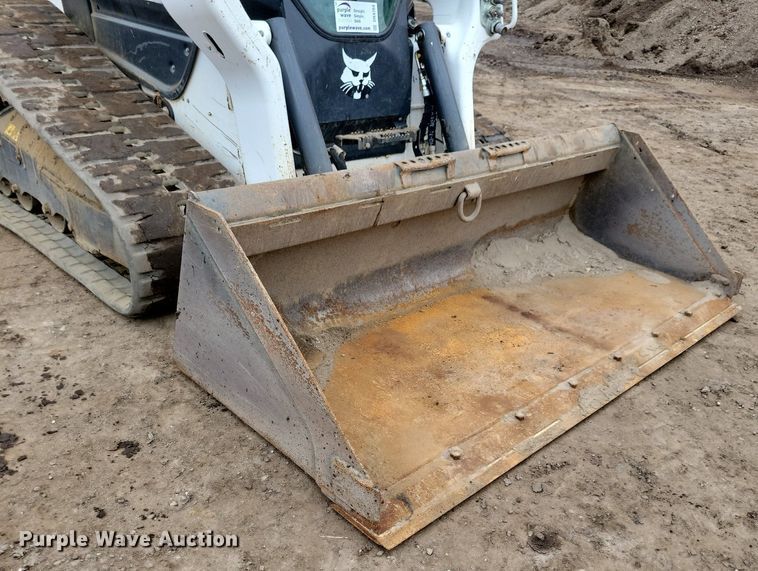 image for item DR4268 2022 Bobcat T76 tracked skid steer loader