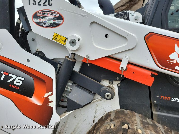 image for item DR4268 2022 Bobcat T76 tracked skid steer loader