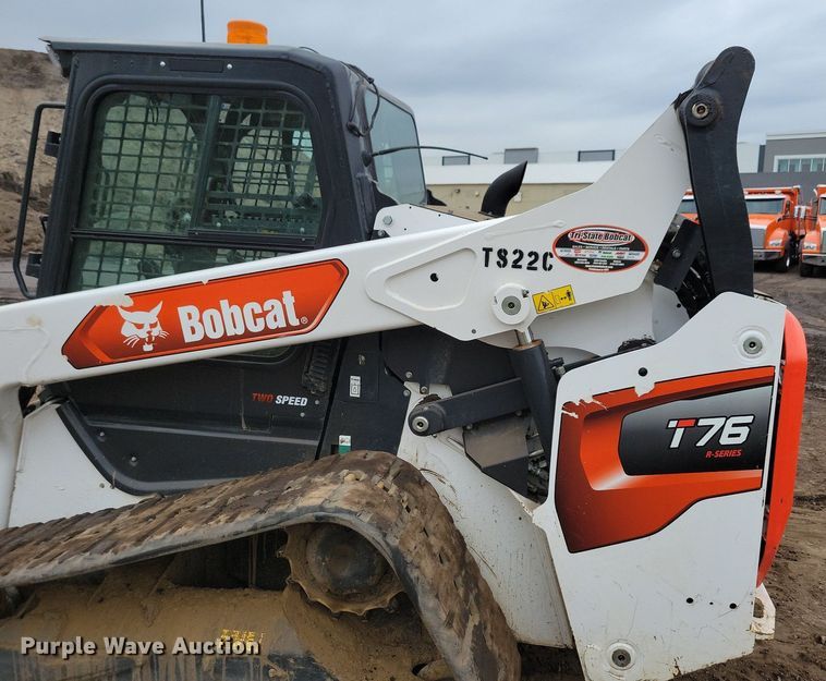 image for item DR4268 2022 Bobcat T76 tracked skid steer loader