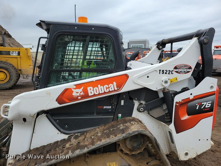 image for item DR4268 2022 Bobcat T76 tracked skid steer loader