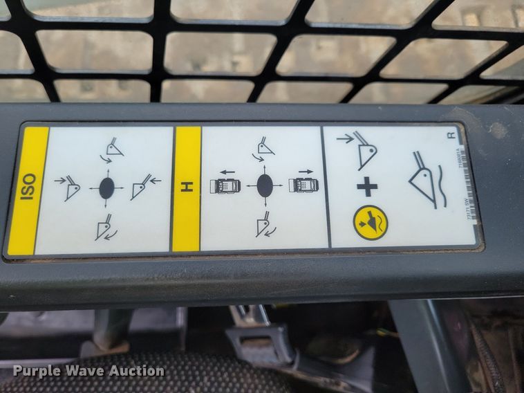 image for item DR4268 2022 Bobcat T76 tracked skid steer loader