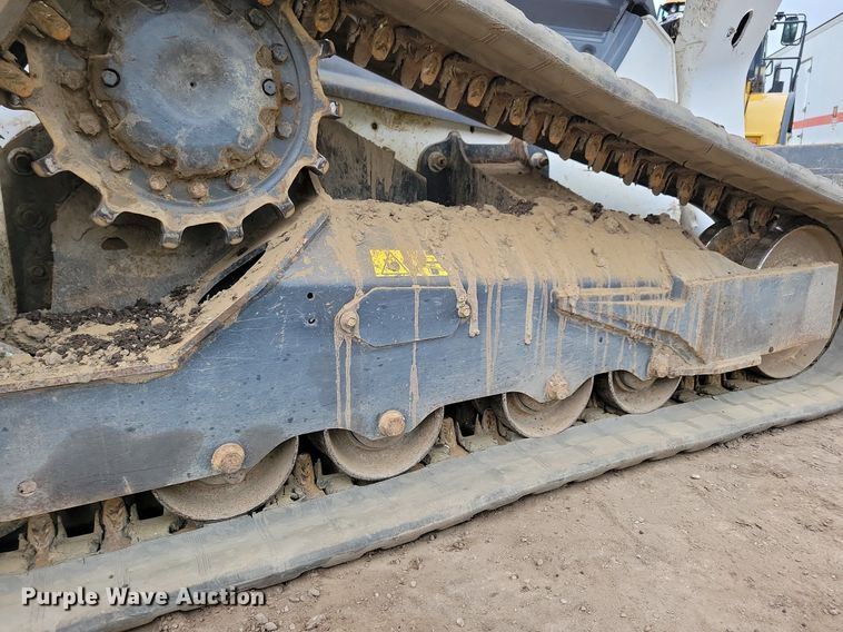 image for item DR4268 2022 Bobcat T76 tracked skid steer loader