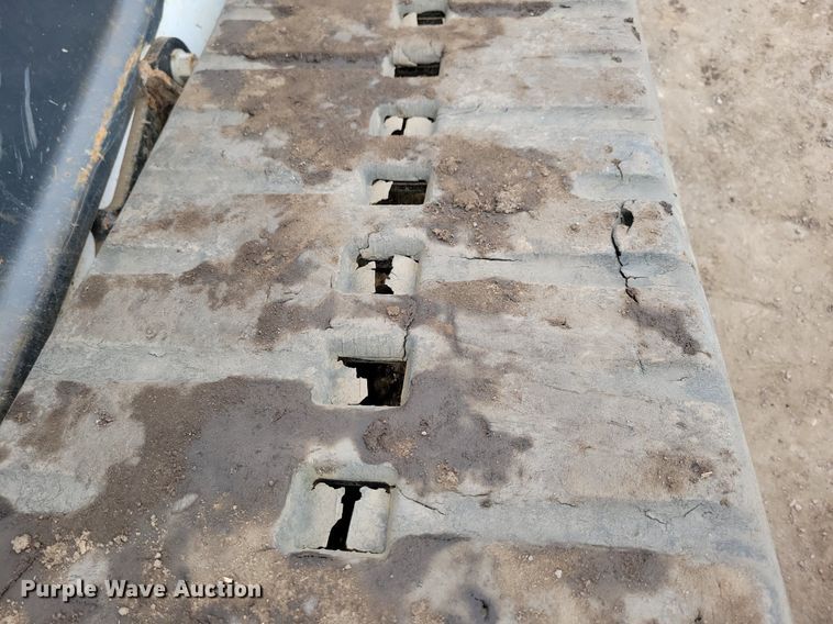 image for item DR4268 2022 Bobcat T76 tracked skid steer loader