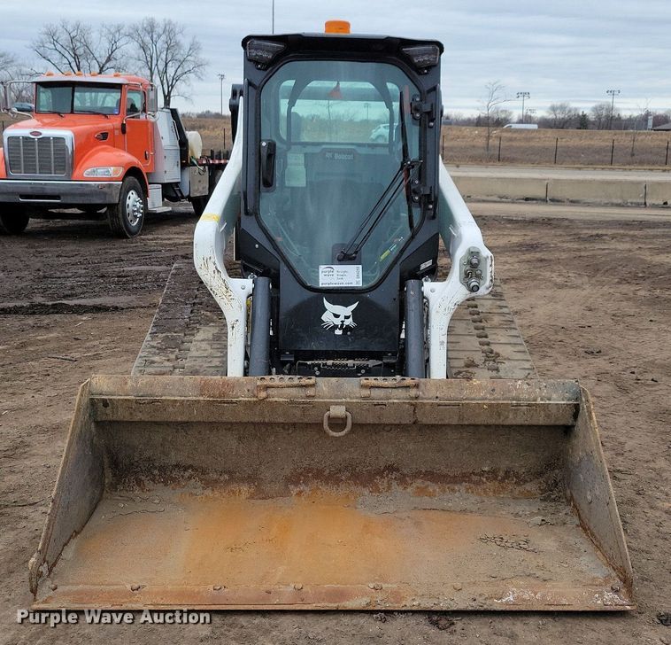 image for item DR4269 2022 Bobcat T76 tracked skid steer loader