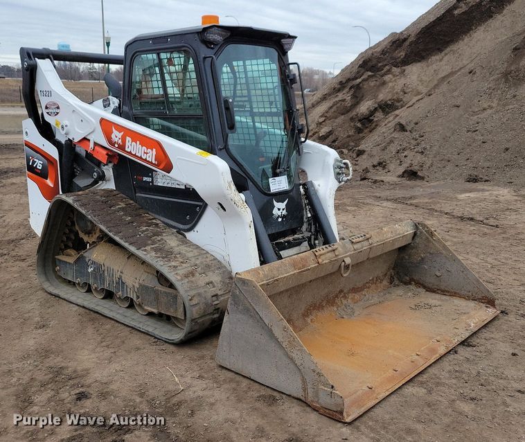 image for item DR4269 2022 Bobcat T76 tracked skid steer loader