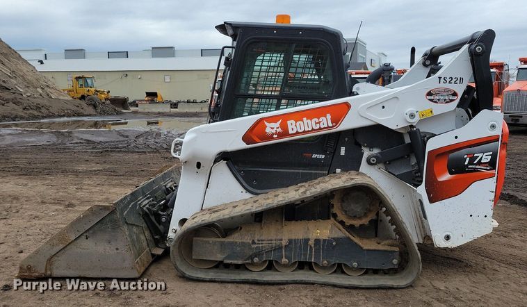 image for item DR4269 2022 Bobcat T76 tracked skid steer loader