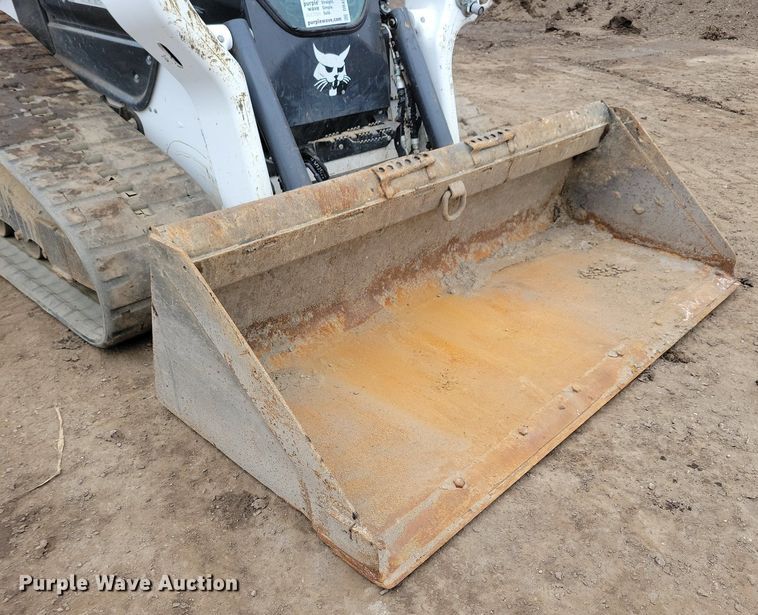 image for item DR4269 2022 Bobcat T76 tracked skid steer loader