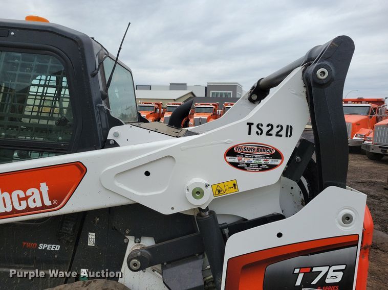 image for item DR4269 2022 Bobcat T76 tracked skid steer loader