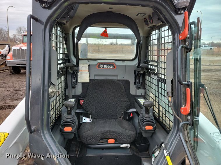 image for item DR4269 2022 Bobcat T76 tracked skid steer loader