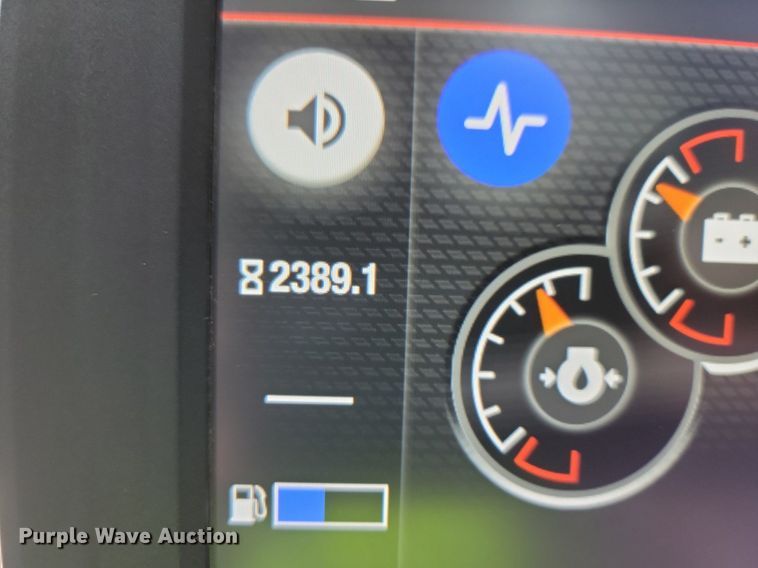 image for item DR4269 2022 Bobcat T76 tracked skid steer loader