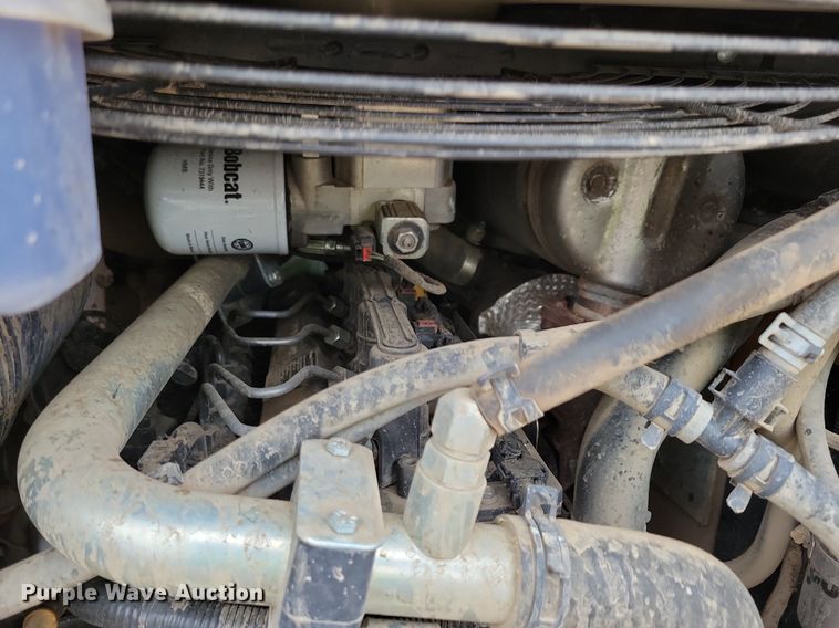 image for item DR4269 2022 Bobcat T76 tracked skid steer loader