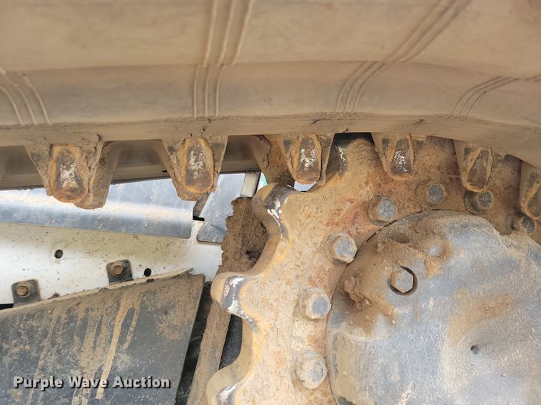 image for item DR4269 2022 Bobcat T76 tracked skid steer loader