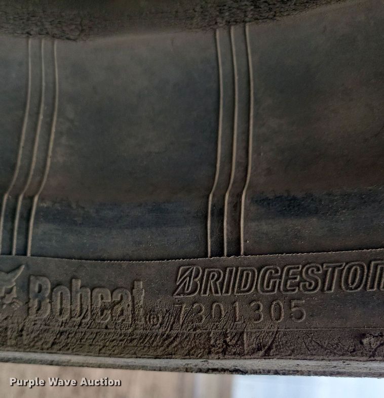 image for item DR4269 2022 Bobcat T76 tracked skid steer loader