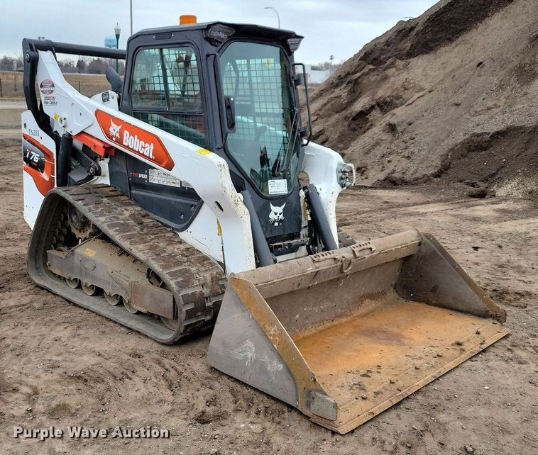 image for item DR4270 2021 Bobcat T76 tracked skid steer loader