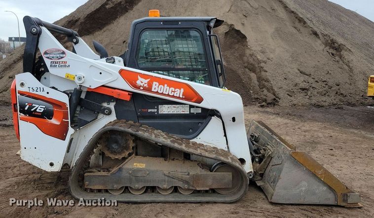 image for item DR4270 2021 Bobcat T76 tracked skid steer loader