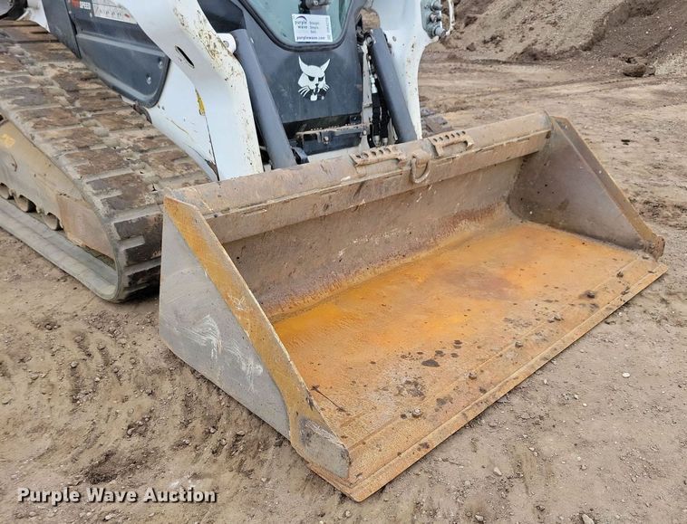 image for item DR4270 2021 Bobcat T76 tracked skid steer loader