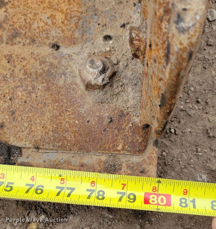 image for item DR4270 2021 Bobcat T76 tracked skid steer loader