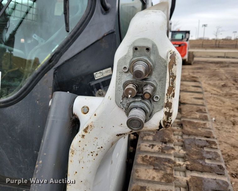 image for item DR4270 2021 Bobcat T76 tracked skid steer loader