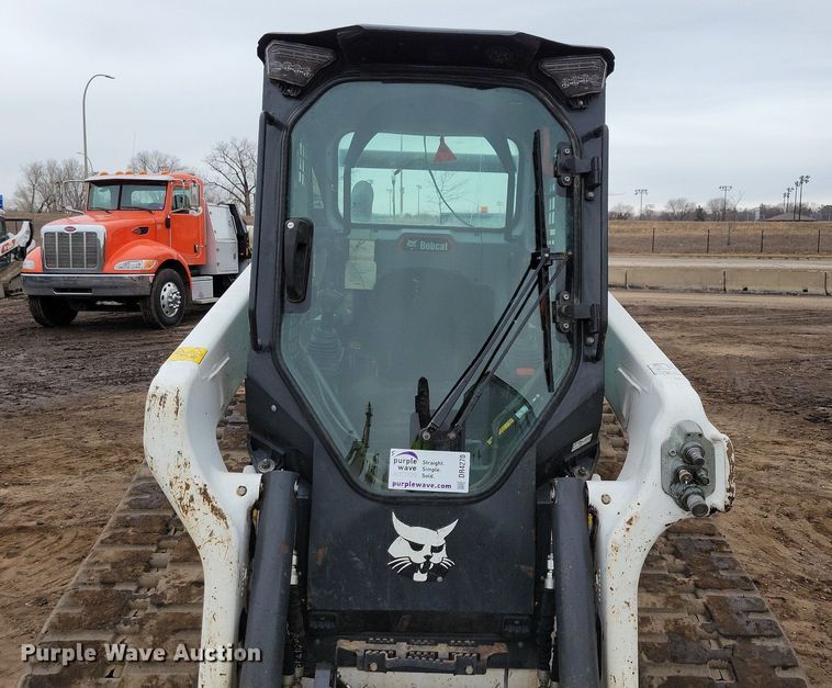 image for item DR4270 2021 Bobcat T76 tracked skid steer loader