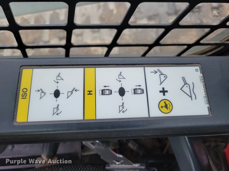 image for item DR4270 2021 Bobcat T76 tracked skid steer loader