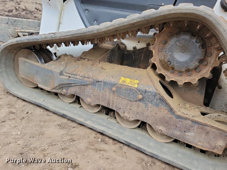 image for item DR4270 2021 Bobcat T76 tracked skid steer loader