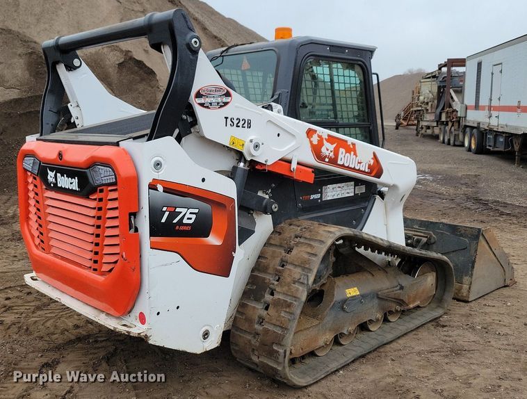 image for item DR4271 2022 Bobcat T76 tracked skid steer loader