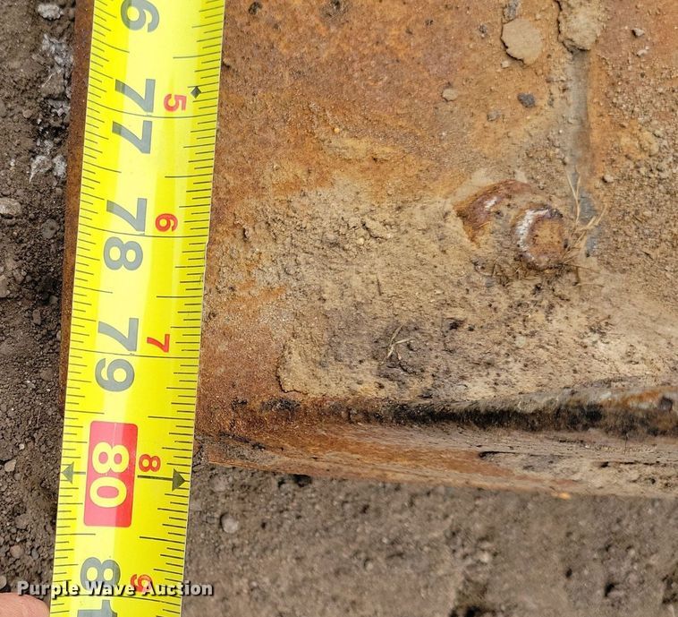 image for item DR4271 2022 Bobcat T76 tracked skid steer loader