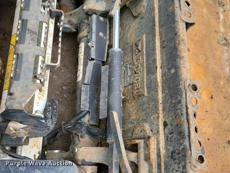 image for item DR4271 2022 Bobcat T76 tracked skid steer loader