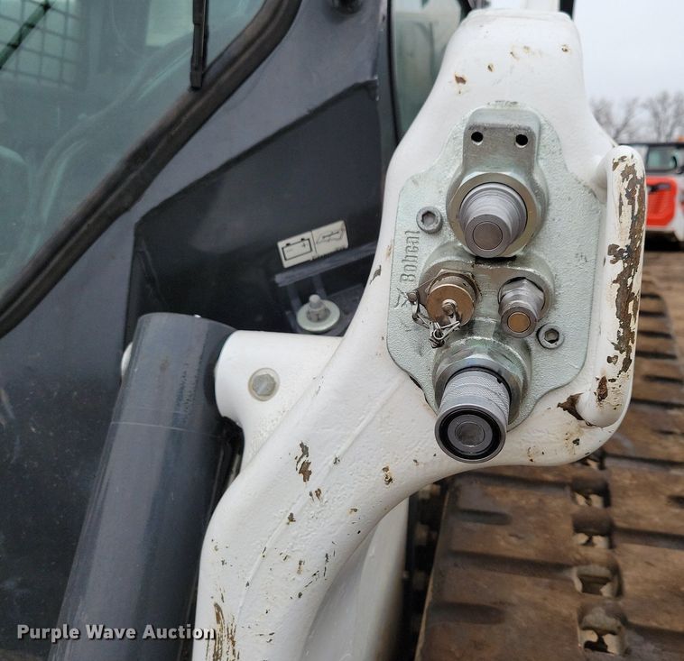 image for item DR4271 2022 Bobcat T76 tracked skid steer loader