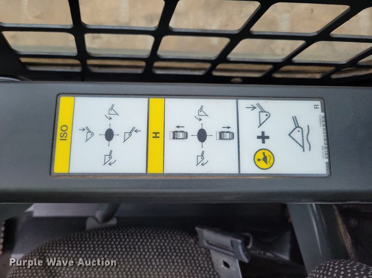 image for item DR4271 2022 Bobcat T76 tracked skid steer loader