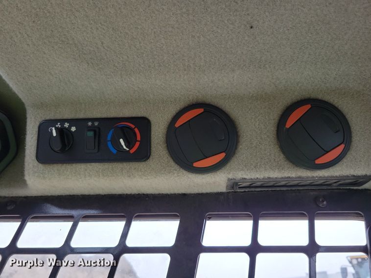 image for item DR4271 2022 Bobcat T76 tracked skid steer loader