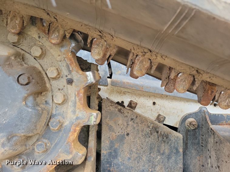 image for item DR4271 2022 Bobcat T76 tracked skid steer loader