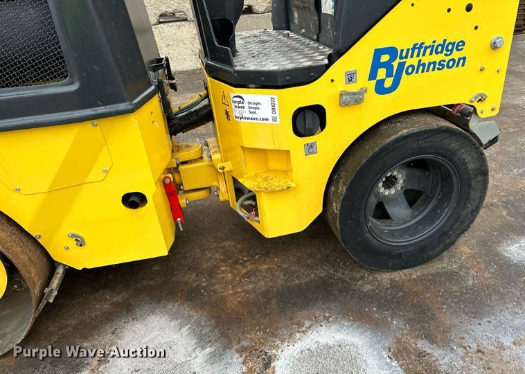 image for item DR4272 2022 Bomag BW 120 SLC-5 single drum vibratory roller