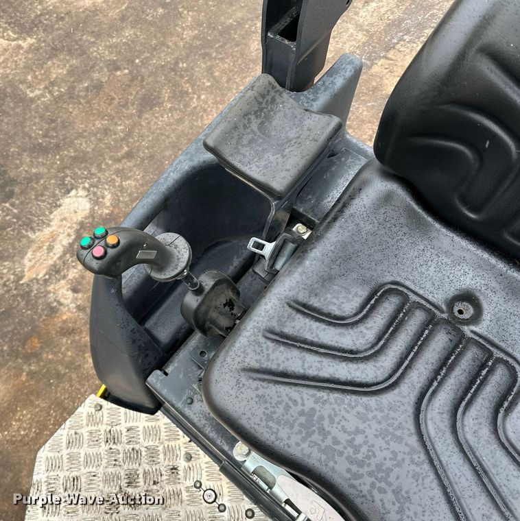 image for item DR4272 2022 Bomag BW 120 SLC-5 single drum vibratory roller