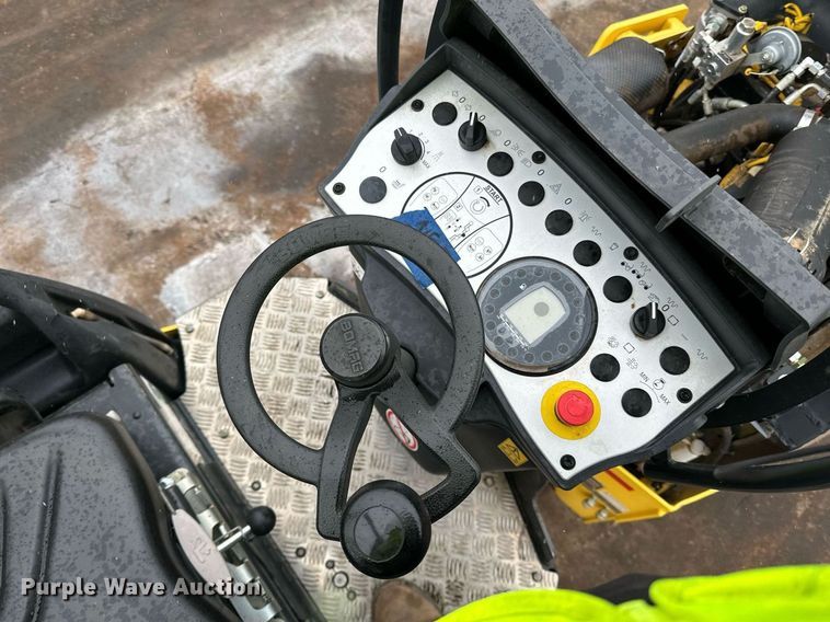 image for item DR4272 2022 Bomag BW 120 SLC-5 single drum vibratory roller