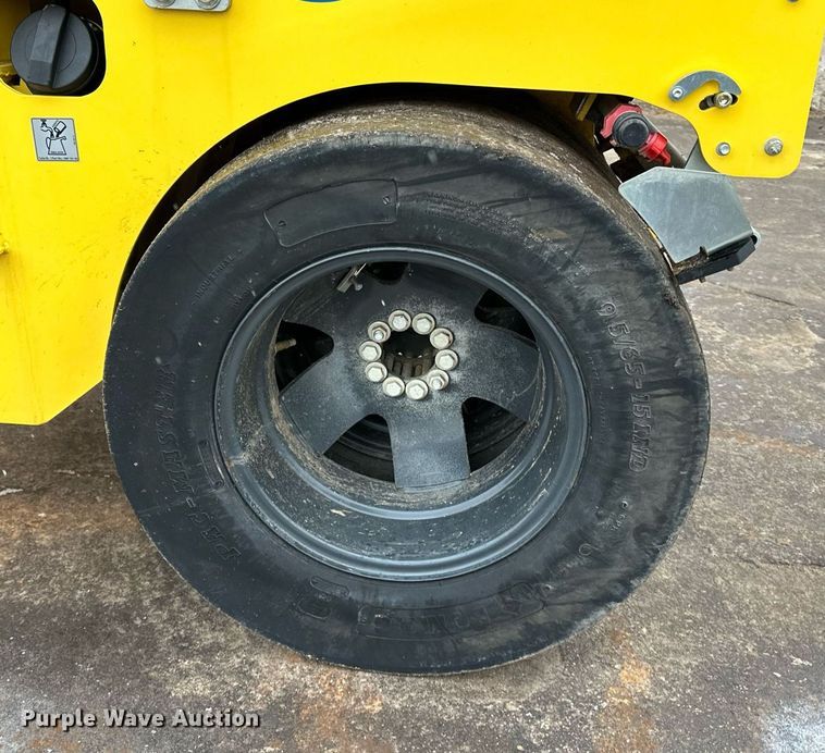 image for item DR4272 2022 Bomag BW 120 SLC-5 single drum vibratory roller