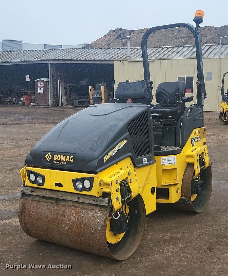 image for item DR4273 2019 Bomag BW 120 SLC-5 double drum vibratory roller