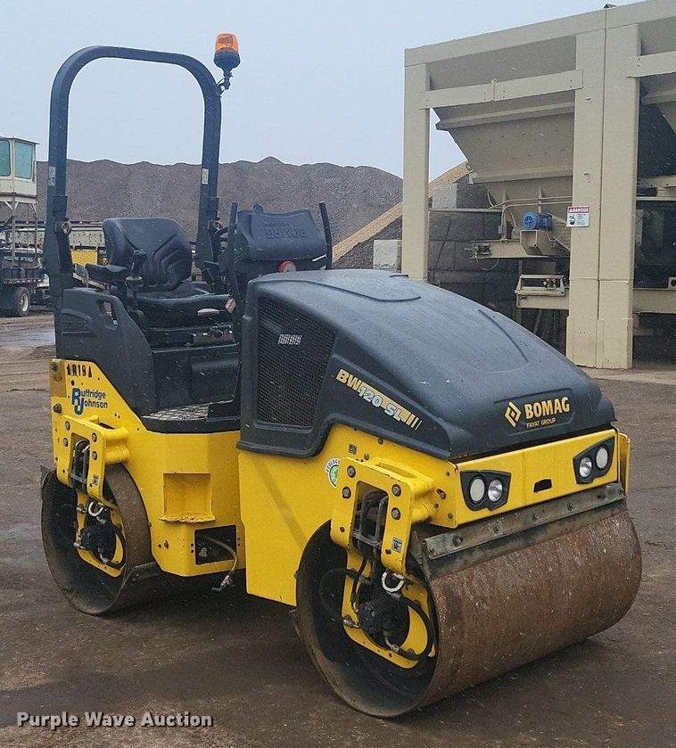 image for item DR4273 2019 Bomag BW 120 SLC-5 double drum vibratory roller