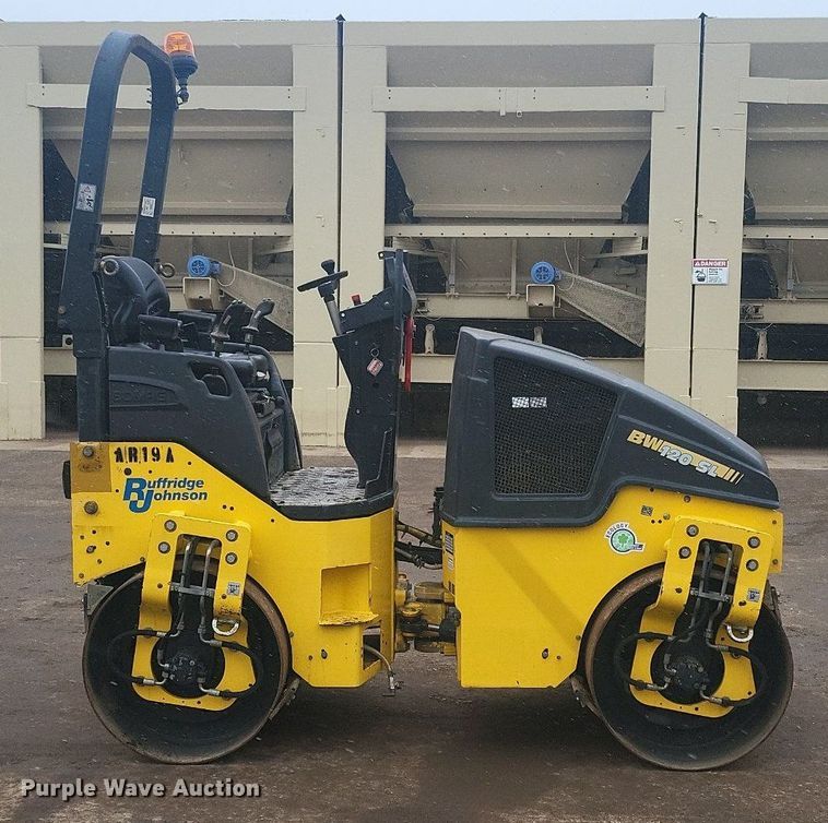 image for item DR4273 2019 Bomag BW 120 SLC-5 double drum vibratory roller