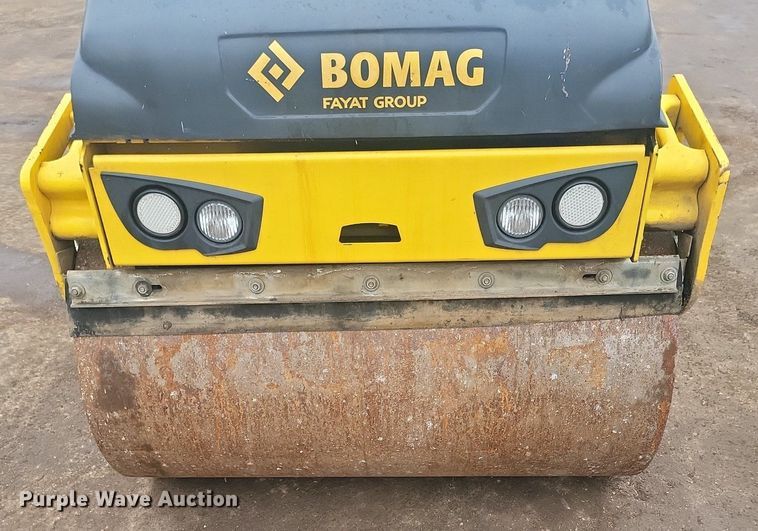 image for item DR4273 2019 Bomag BW 120 SLC-5 double drum vibratory roller