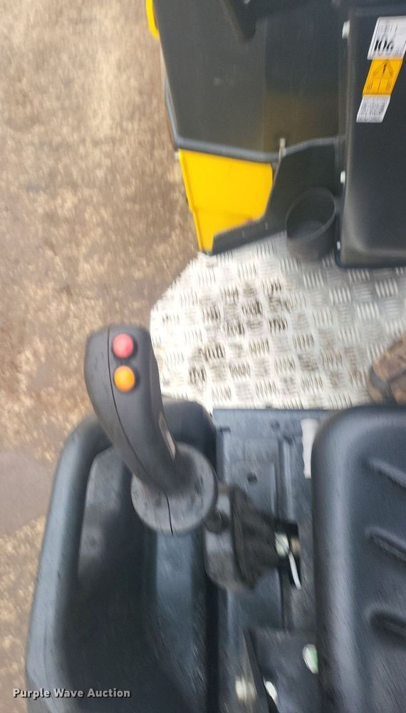 image for item DR4274 2023 Bomag  BW 120 SLC-5 double drum vibratory roller