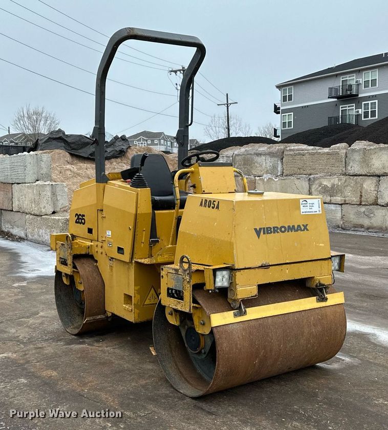 image for item DR4275 2006 Vibromax  W265 double drum vibratory roller