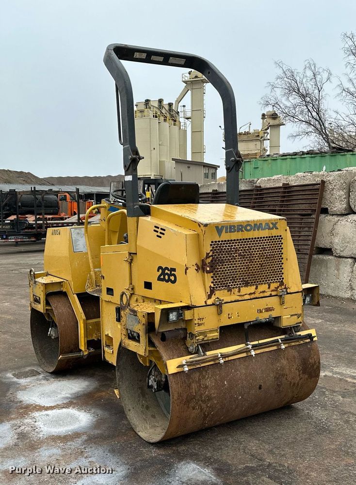 image for item DR4275 2006 Vibromax  W265 double drum vibratory roller
