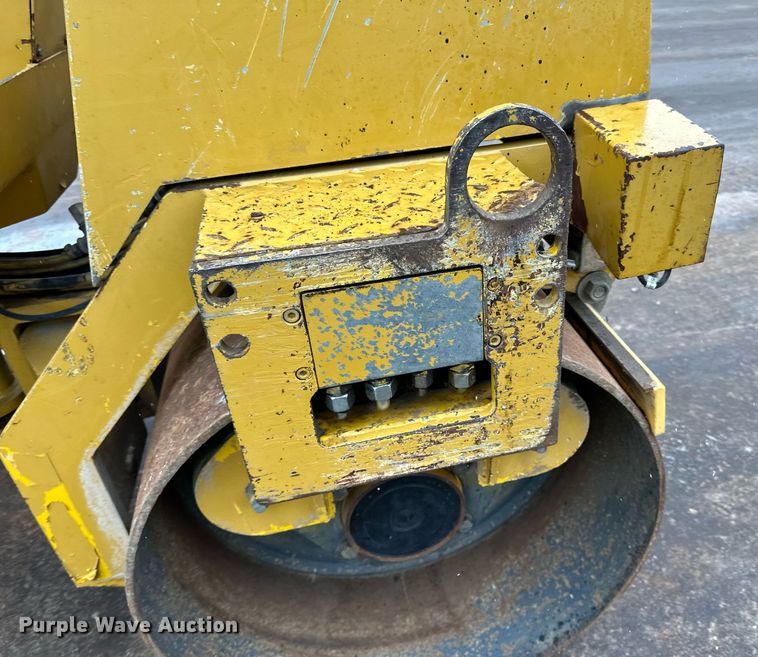 image for item DR4275 2006 Vibromax  W265 double drum vibratory roller