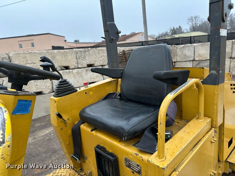 image for item DR4275 2006 Vibromax  W265 double drum vibratory roller