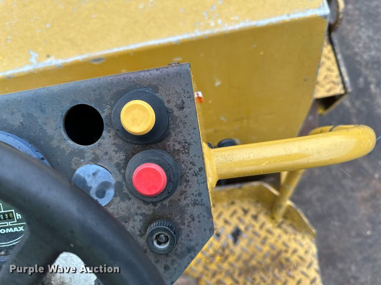 image for item DR4275 2006 Vibromax  W265 double drum vibratory roller