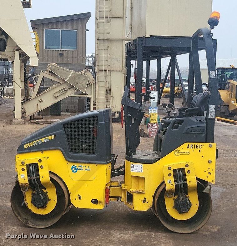 image for item DR4276 2016 Bomag BW 120 SLC-5 double drum vibratory roller