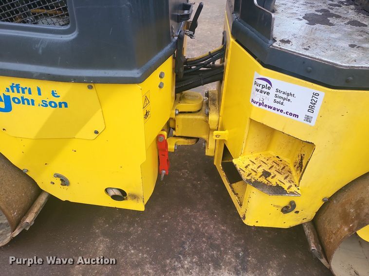 image for item DR4276 2016 Bomag BW 120 SLC-5 double drum vibratory roller